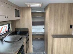 SALE AGREED **2019 Elddis Avante 550 4 Berth - Image 4