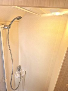 2014 Lunar Venus 380/2  AUTO ENGAGE MOVER - SUPER LIGHT WEIGHT CARAVAN - Image 2