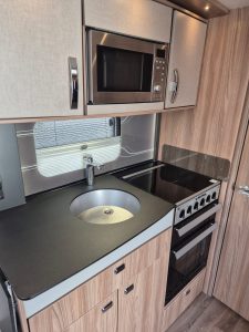 2018 Swift Conqueror 650 Twin Axle 4WD MOVER & BIKE RACK - Image 6