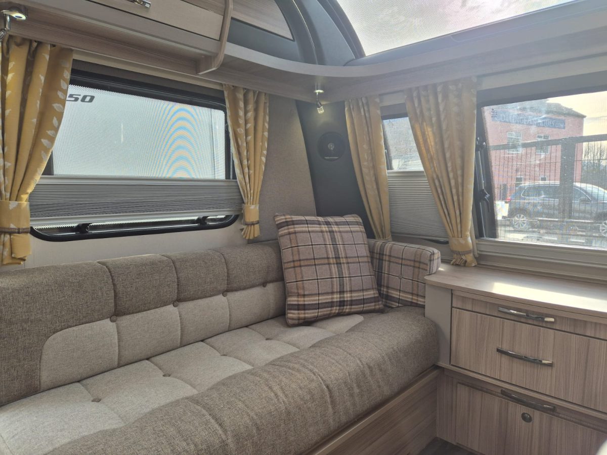 2020 Coachman Acadia 575 Festival - ALDE - Image 7