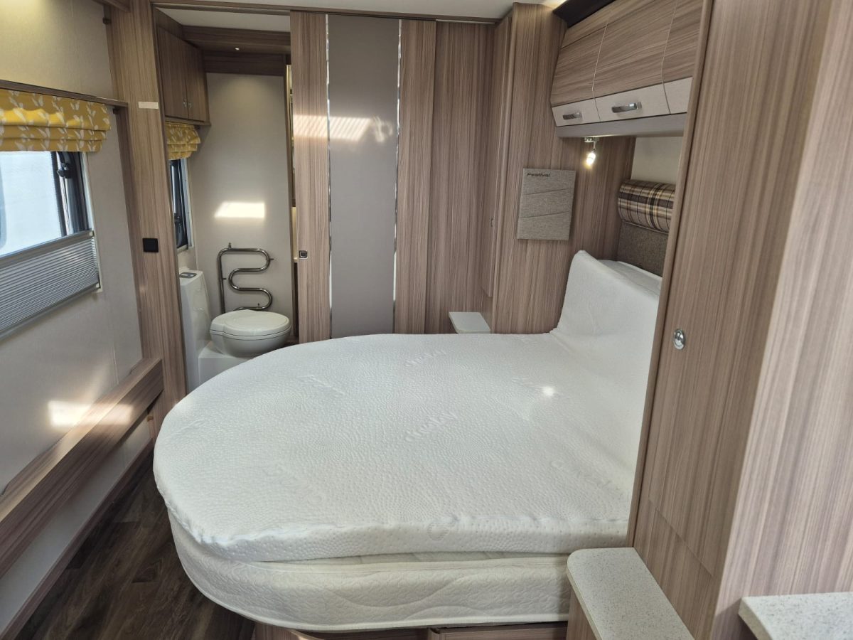 2020 Coachman Acadia 575 Festival - ALDE - Image 11