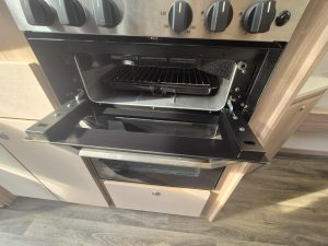 2020 Coachman Acadia 575 Festival - ALDE - Image 12