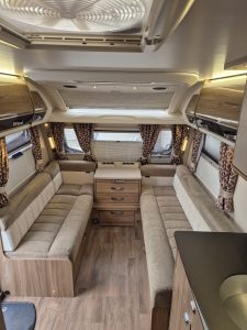 2018 Swift Conqueror 650 Twin Axle 4WD MOVER & BIKE RACK - Image 19