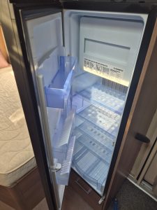 2018 Bailey Unicorn Valencia MOTOR MOVER INC! - Image 4