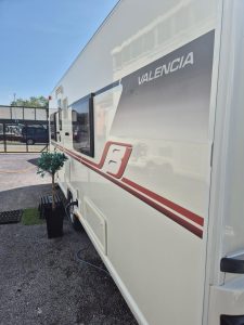 2018 Bailey Unicorn Valencia MOTOR MOVER INC!