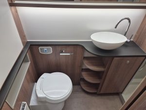 2019 Bailey Unicorn Cartagena - Twin axle 4WD MOVER - Image 10