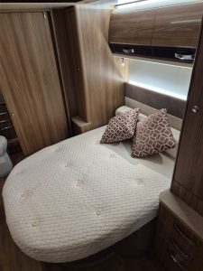 2018 Swift Conqueror 645 Twin Axle - Image 8
