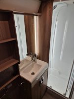 2018 Swift Conqueror 645 4 berth FIXED BED caravan Twin Axle - Image 6