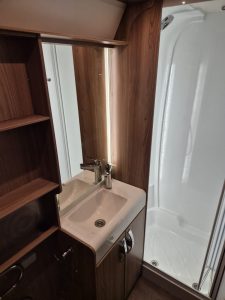 2018 Swift Conqueror 645 Twin Axle - Image 6