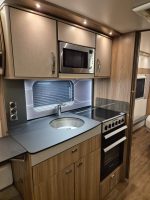 2018 Swift Conqueror 645 4 berth FIXED BED caravan Twin Axle - Image 5