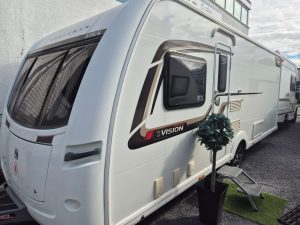 2015 Coachman Vision 575 with MOTOR MOVER