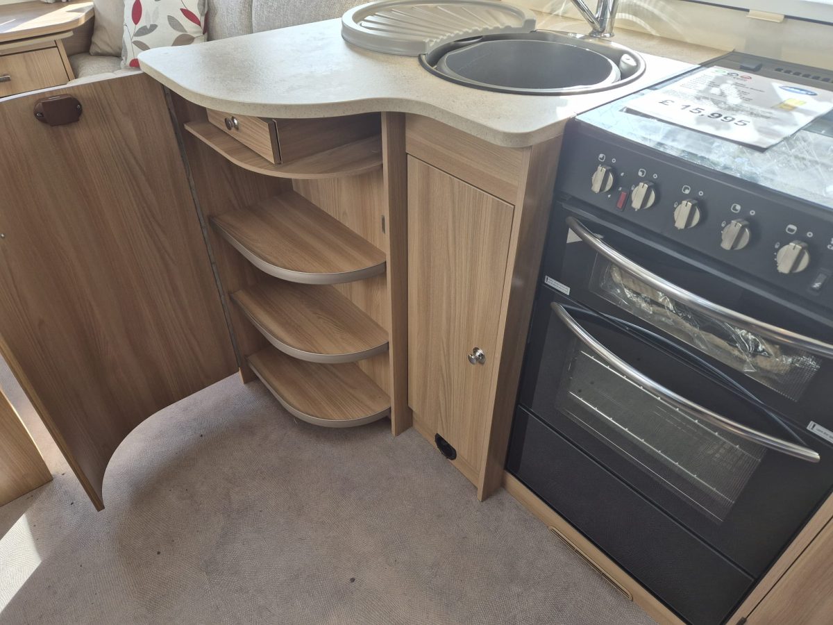2016 Bailey Pegasus Brindisi with MOVER Fitted! - Image 2