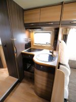 **VIEWING BY APPOINTMENT ONLY** Rapido Le Randonneur 866F, 4 Berth, 4 Belt, Fixed Beds - Image 3